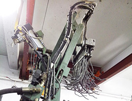 樂發五金機械手