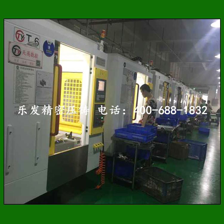 廠家直銷爆款減壓玩具指尖陀螺 大量成品現貨