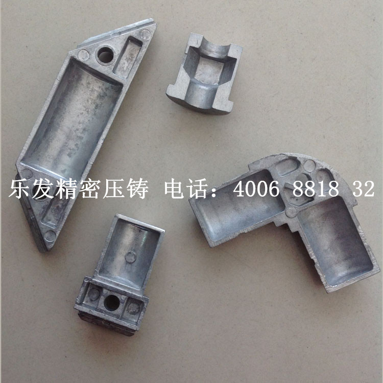 全自動機械手加工800噸鋁合金壓鑄機對外壓鑄加工